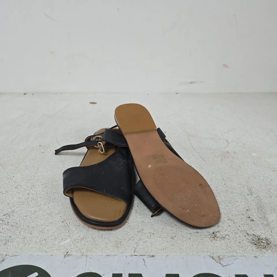 RUTH LANGFORD WOMEN'S BLACK LEATHER SANDALS WITH BUCKLED ANKLE STRAP EU SIZE 41