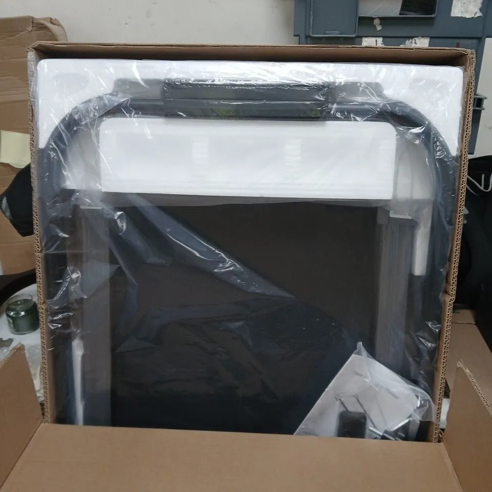 BOXED TREADMILL