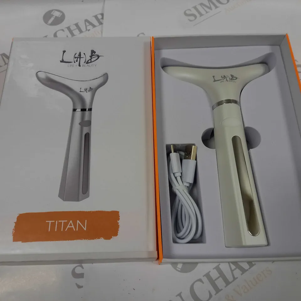 BOXED LAB TITAN LIFTING AND ANTI AGEING SYSTEM 