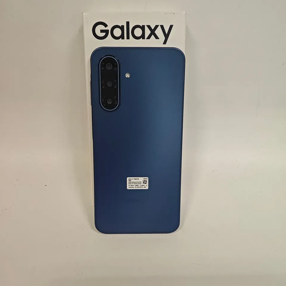 BOXED SAMSUNG GALAXY A17 5G 4/128GB IN BLUE - SM-A176B