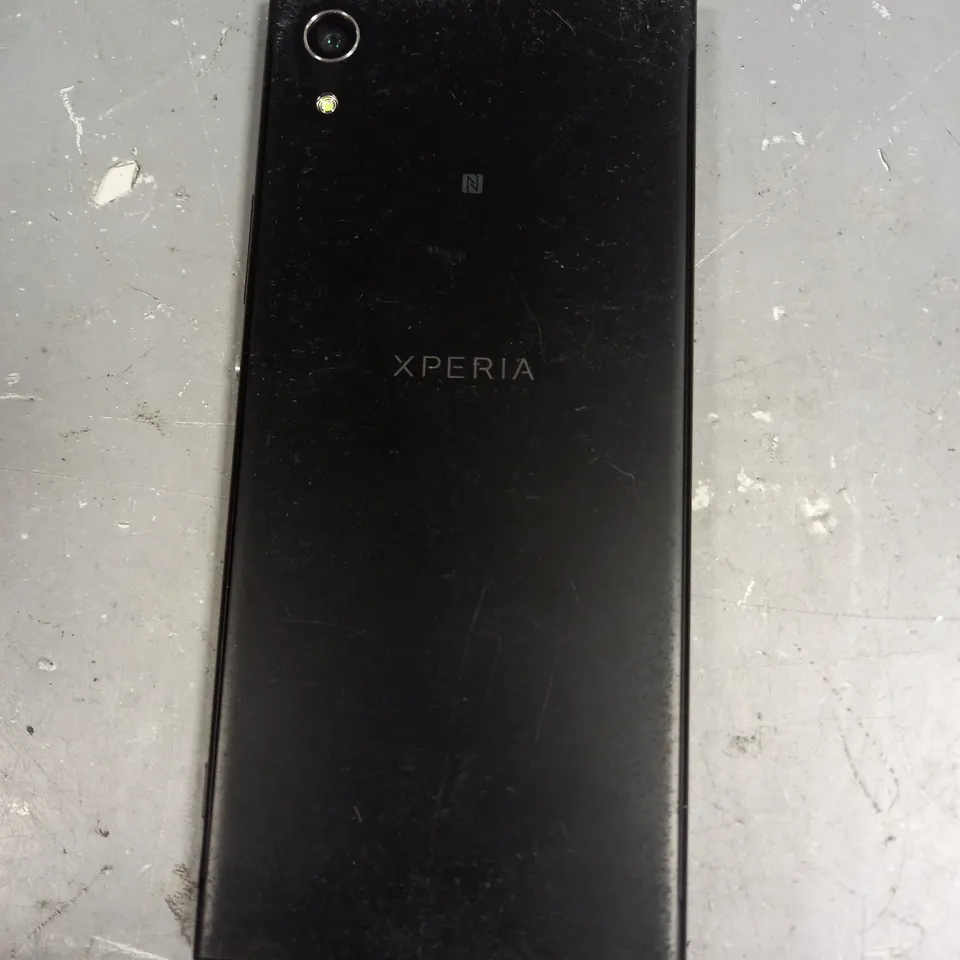 SONY XPERIA G3121 SMARTPHONE IN BLACK