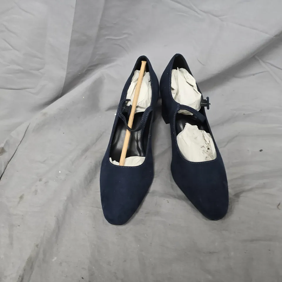 WOMEN'S NAVY SUEDE MARY-JANE HEELS – UK 8 (EU 41, US 10)