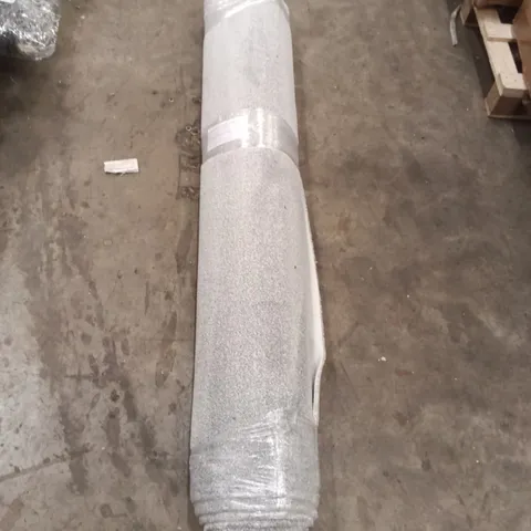 ROLL OF MIGHTY TWIST PLATINUM APPROX SIZE: 1.55M X 4M