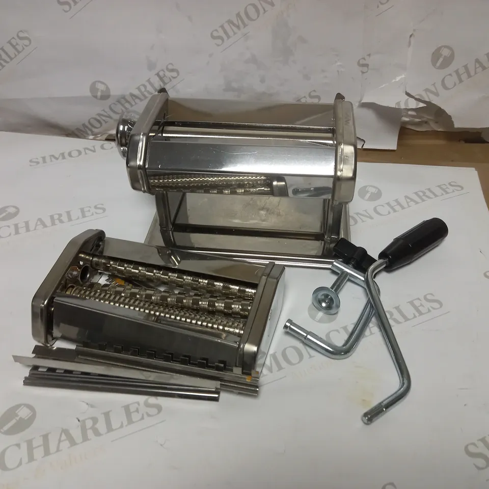 WORLD OF FLAVOURS PASTA MAKER MANUAL PASTA MACHINE 