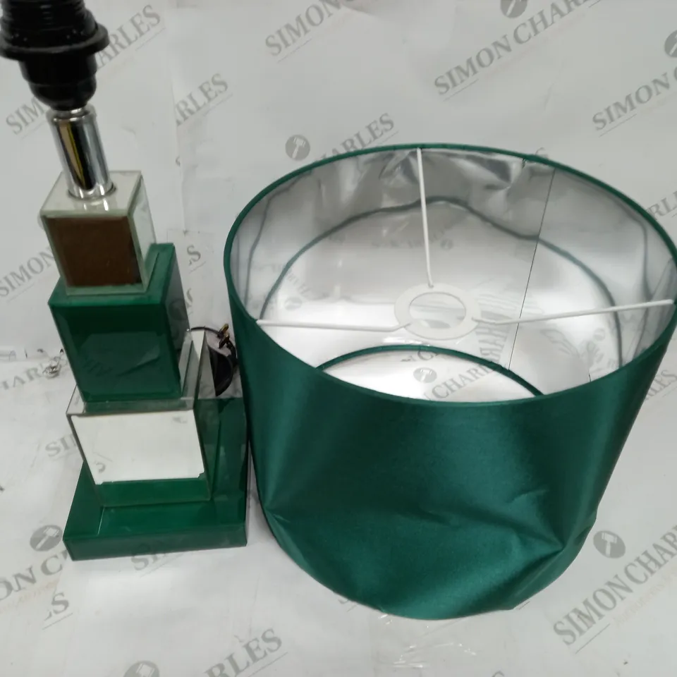 JULIEN MACDONALD TIERED LAMP, GREEN