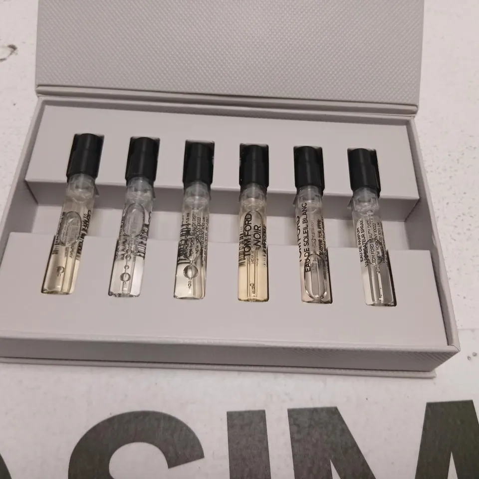 BOXED TOM FORD FRAGRANCE SAMPLER SET