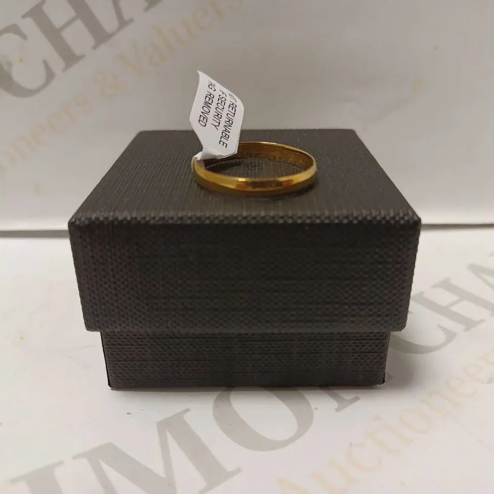 LOVE GOLD 9CT YELLOW GOLD BAND - SIZE R RRP £149
