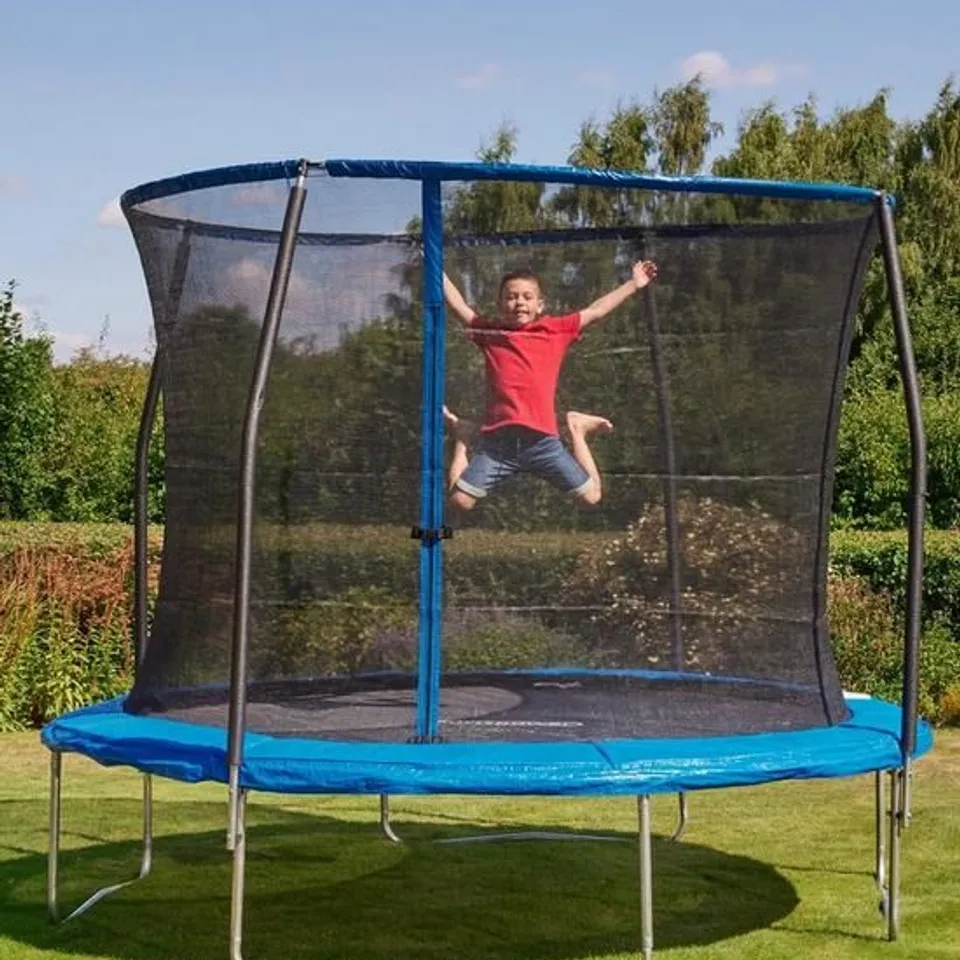 BOXED SPORTSLINE 12FT BOUNCE PRO TRAMPOLINE WITH ENCLOSURE (1 BOX) RRP £209.99