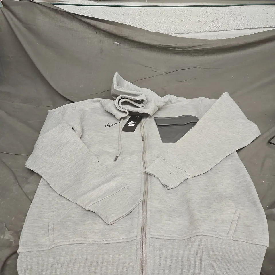 NIKE ZIP HOODIE – GREY, SIZE M