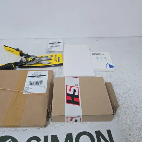 APPROXIMATELY 20 ASSORTED ITEMS INCLUDING ARADA GASKET VFS212, A HEADLIGHT RESTORATION KIT AND STANLEY STRAIGHT CUT AVIATION SNIPS