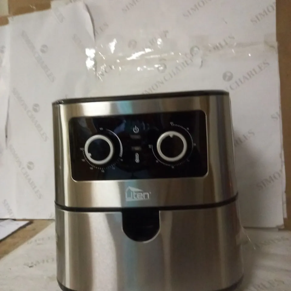 UTEN 5.5L 1700W AIR FRYER 