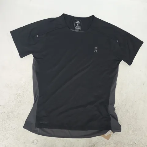 ON WOMEN'S PERFORMANCE T-SHIRT IN BLACK SIZE SMALL