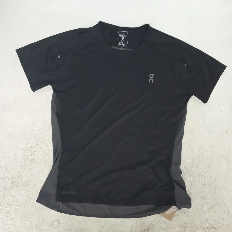 ON WOMEN'S PERFORMANCE T-SHIRT IN BLACK SIZE SMALL