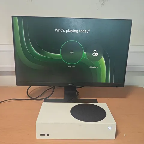 UNBOXED XBOX SERIES S DISC FREE CONSOLE