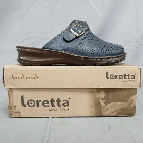BOXED PAIR OF LORETTA MULES IN NAVY SIZE 6 (EU 39)