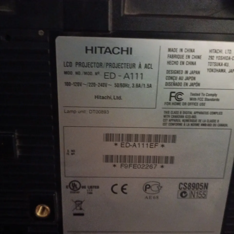 HITACHI LCD PROJECTOR ED-A111