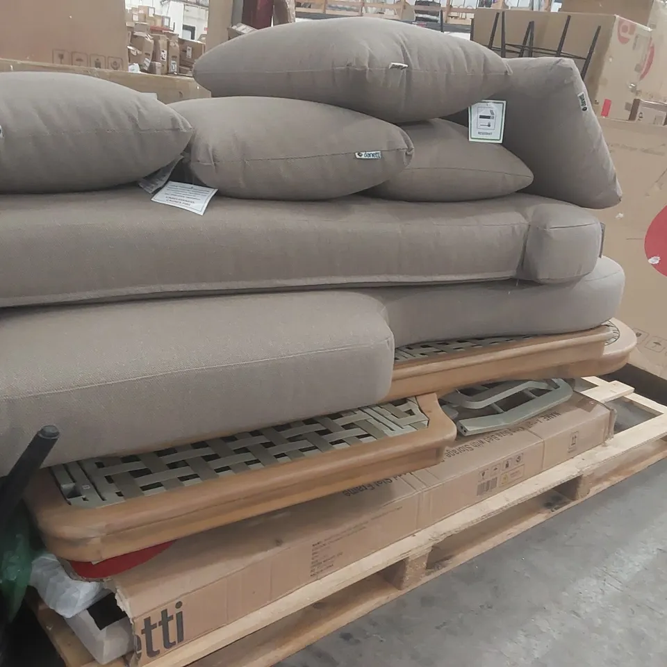 PALLET CONTAINING A LARGE QUANTITY OF ASSORTED DANETTI FURNITURE PARTS ECT