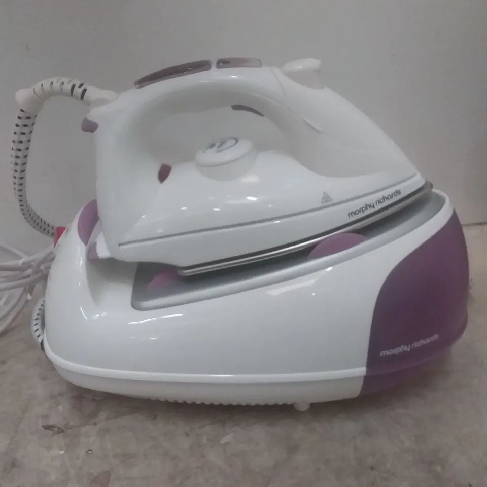 MORPHY RICHARDS JET STEAM GENERATOR IRON PINK/WHITE
