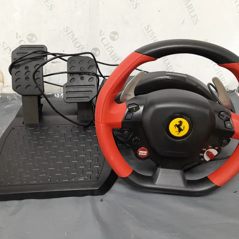 THRUSTMASTER FERRARI 458 SPIDER STEERING WHEEL KIT FOR XBOX ONE 