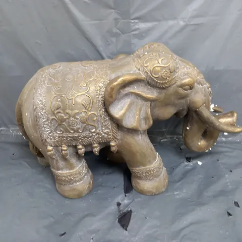 LARGE BRASS MAJESTIC GARDEN ELEPHANT