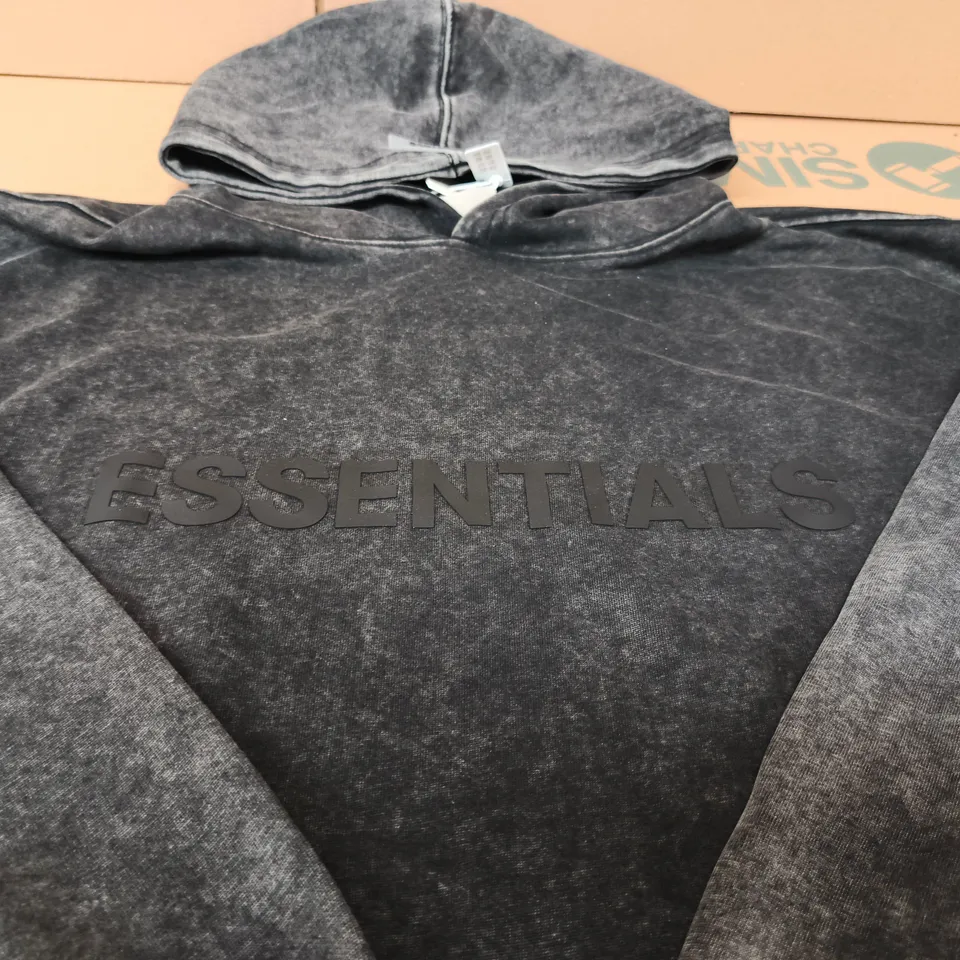 ESSENTIALS WASHED HOODIE SWEATSHIRT – SIZE XL