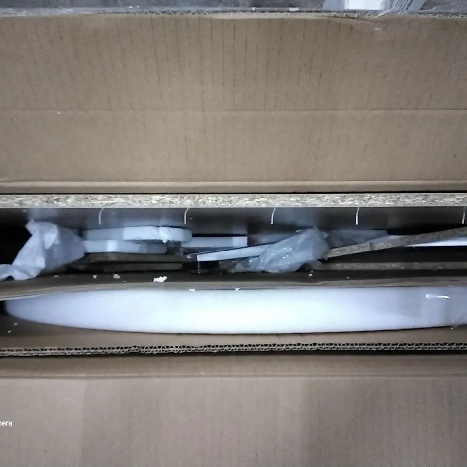 BOXED STINES DINING TABLE RED APPLE 