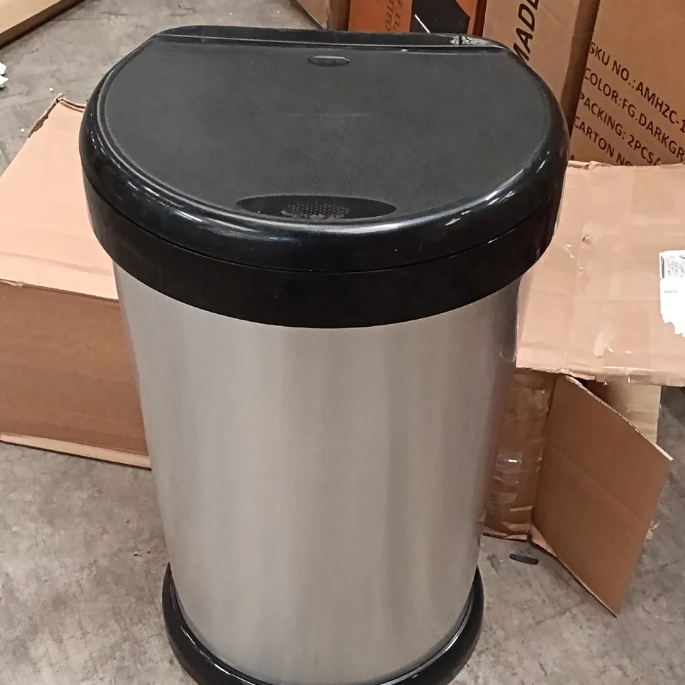 BOXED RUBBISH BIN (1 BOX)