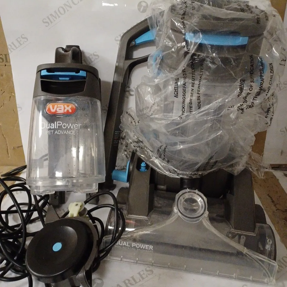 VAX DUAL POWER PET ADVANCE CARPET CLEANER