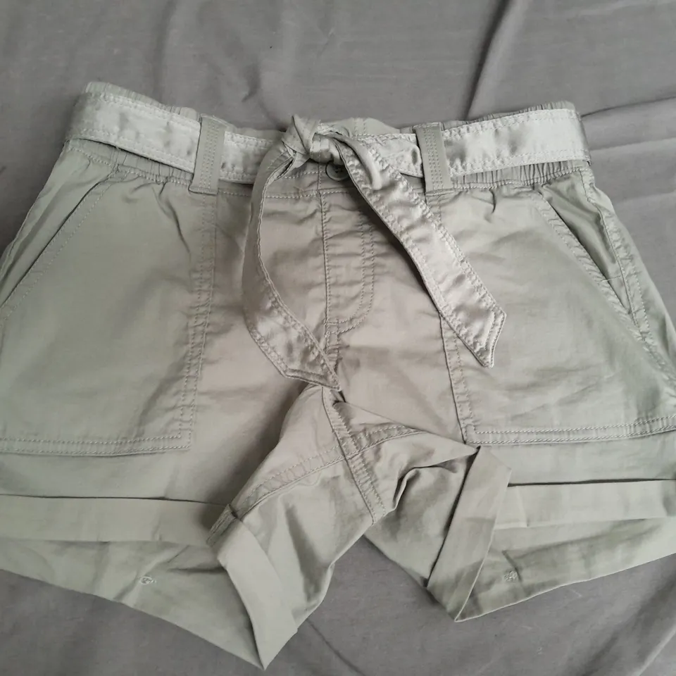 ABERCROMBIE KIDS TIE UP SHORTS IN GREEN - 15/16