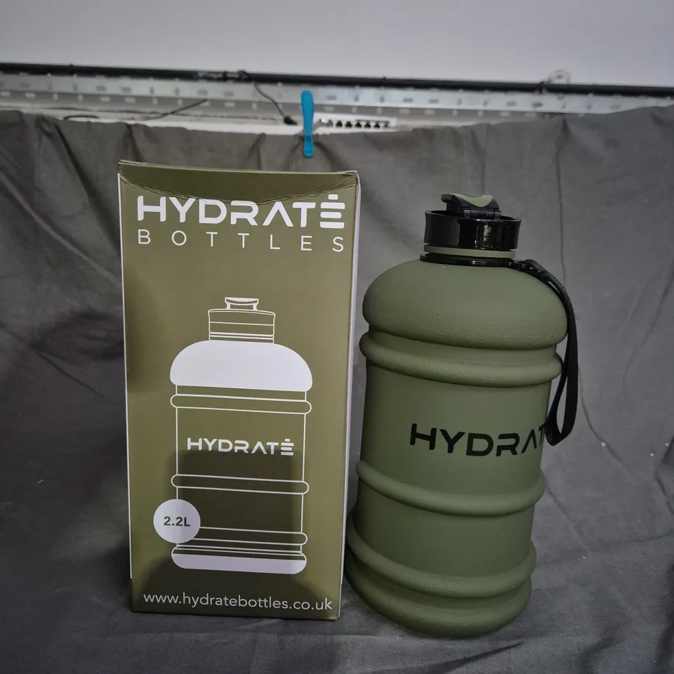 SET OF 2 HYDRATE WATER BOTTLES - 2.2L