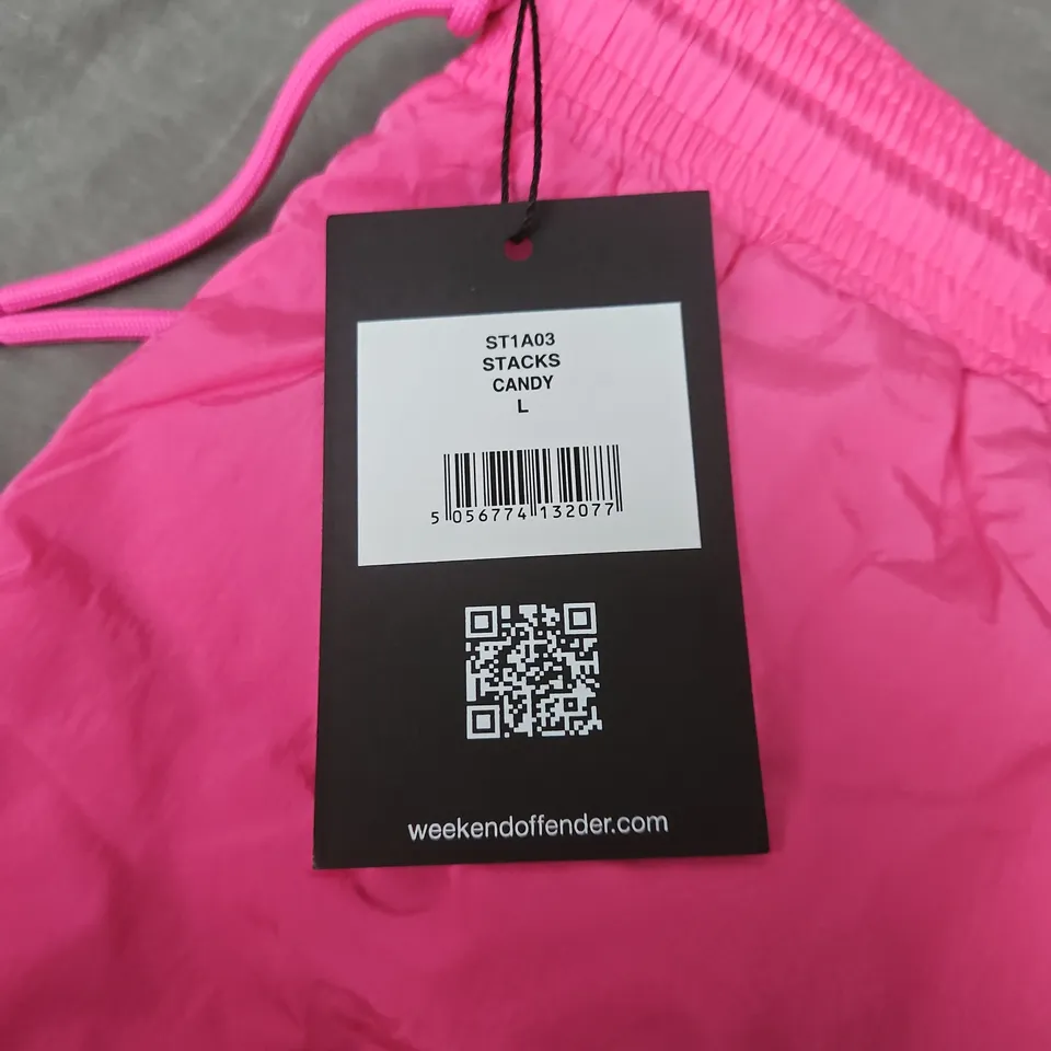 WEEKEND OFFENDER STACKS CANDY SHORTS – UK SIZE L – PINK