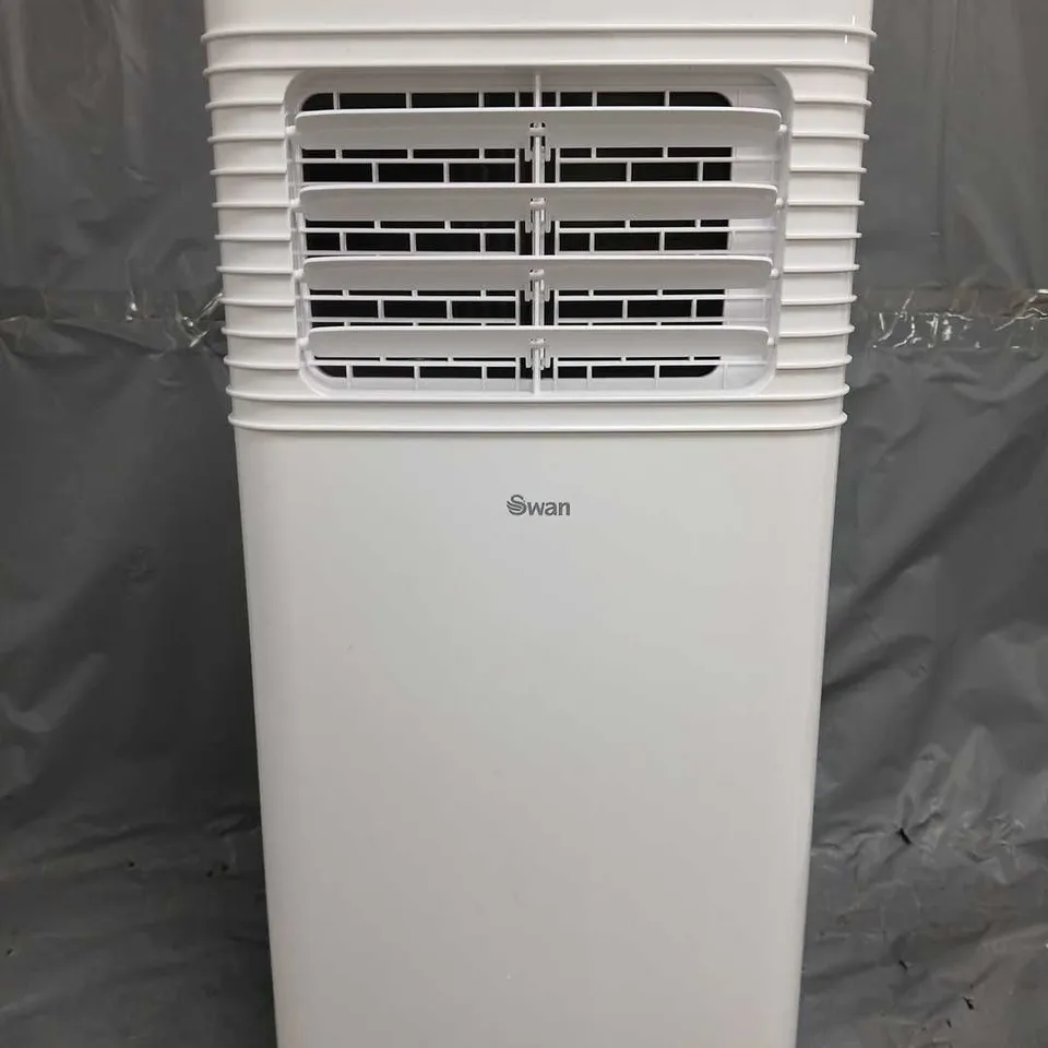 BOXED SWAN 7K PORTABLE AIR CONDITIONER WHITE SH15570 - COLLECTION ONLY