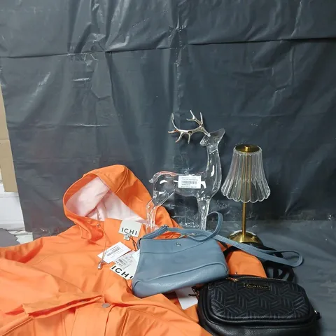 APPROXIMATELY 10 ASSORTED ITEMS TO INCLUDE ICHI COAT, BELL & HOWELL MINI LAMP, FRANK USHER BAG, ETC