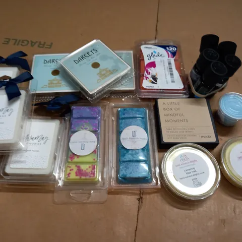 LOT OF ASSORTED WAX MELTS AND ESSENTIAL OILS