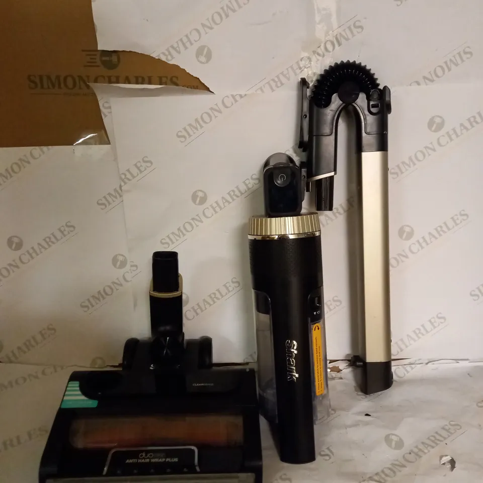 SHARK CORDLESS STICK VACUUM CLEANER PET PRO MODEL