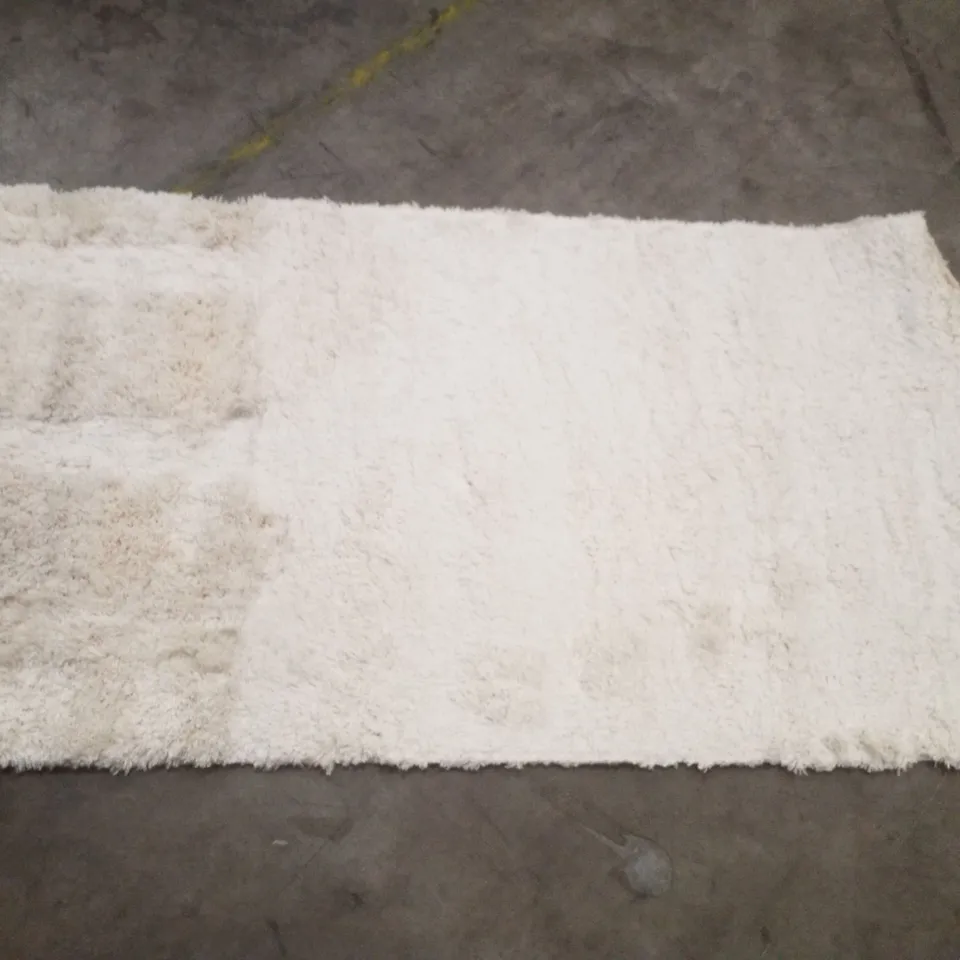 QUALITY DESIGNER AREA RUG - APPROXIMATELY  150X80CM