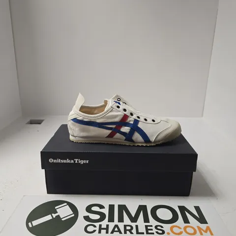 BOXED PAIR OF ONITSUKA TIGER MEXICO 66 SLIP ON SHOES SIZE UK 5.5