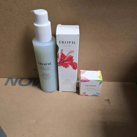 APPROXIMATELY 15 ASSORTED TROPIC SKINCARE PRODUCTS TO INCLUDE LIP FUDGE, HYDRATING CLEANSER, SKIN DREAM ETC - COLLECTION ONLY