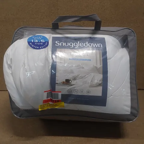 BAGGED SNUGGLEDOWN LUXURIOUSLY HOTEL SOFT AND COSY 13.5 TOG WINTER DUVET - SIZE: SUPERKING