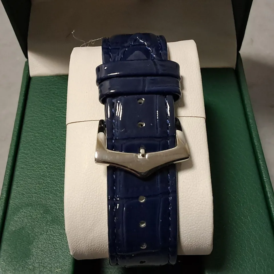 FRANK SCHMIDT STAINLESS STEEL BLUE FACED GENTS WATCH WITH BLUE LEATHER STRAP 