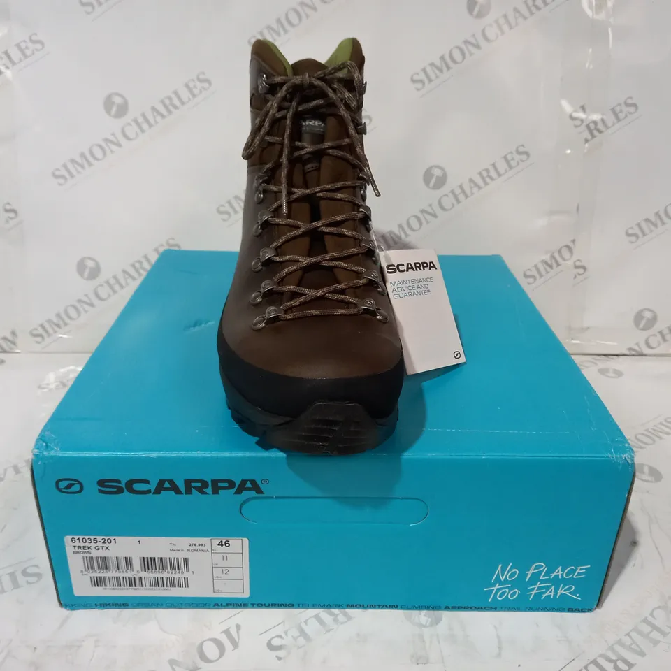 BOXED PAIR OF SCARPA TREK GTX BOOTS IN BROWN UK SIZE 11