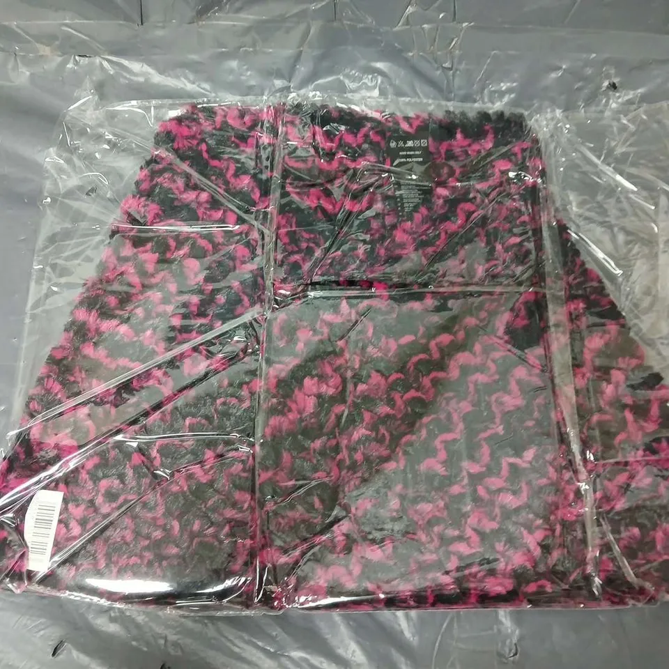 APPROXIMATELY 70 BAILEY SNOODS IN PINK/BLACK - COLLECTION ONLY