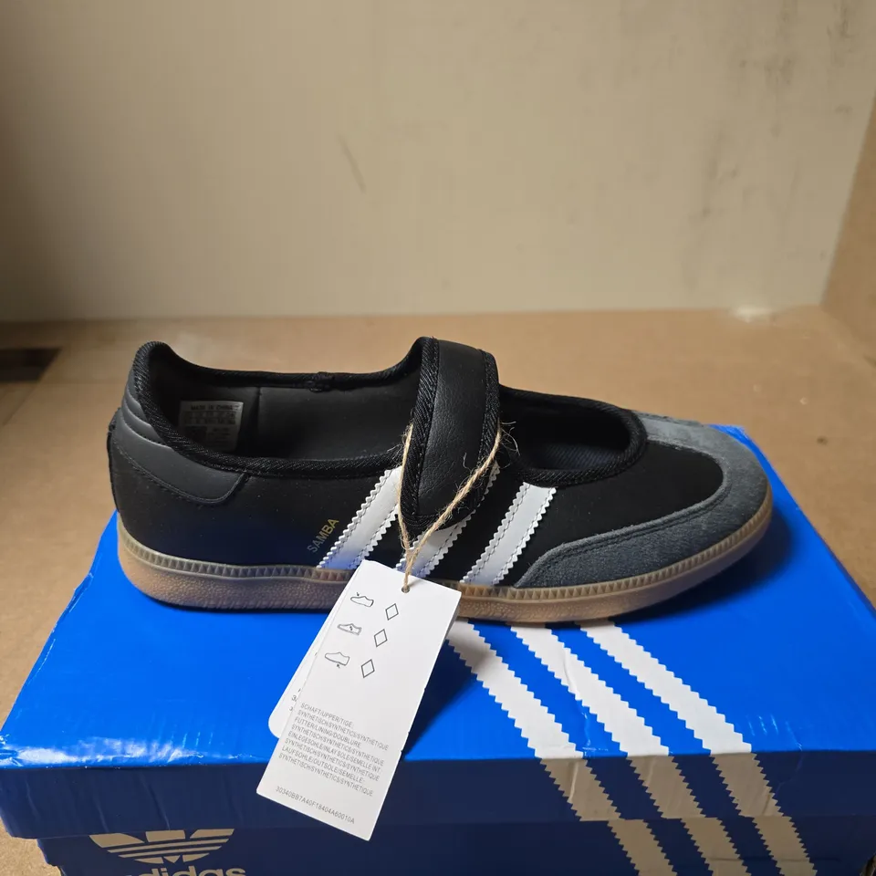 ADIDAS SAMBA JANE BLACK WOMENS UK 6 BOXED