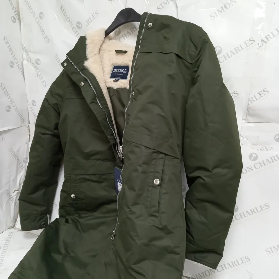 REGATTA GREAT OUTDOORS WINTER COAT IN GREEN  - WOMENS SIZE 16