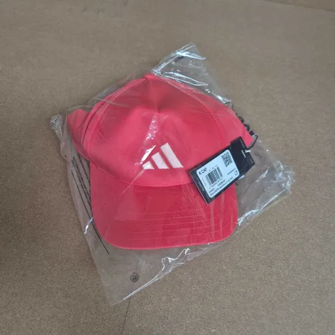 BAGGED ADIDAS KIDS CAP IN BRIGHT PINK