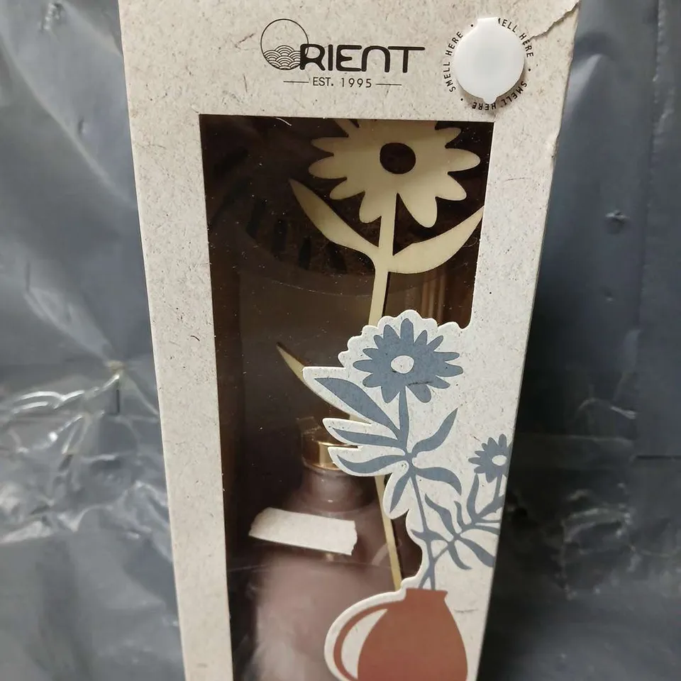 BOXED RIENT EDEN OASIS REED DIFFUSER