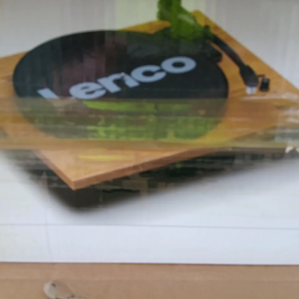 BOXED LENCO TURNTABLE WITH BLUETOOTH - LS-300WD V2