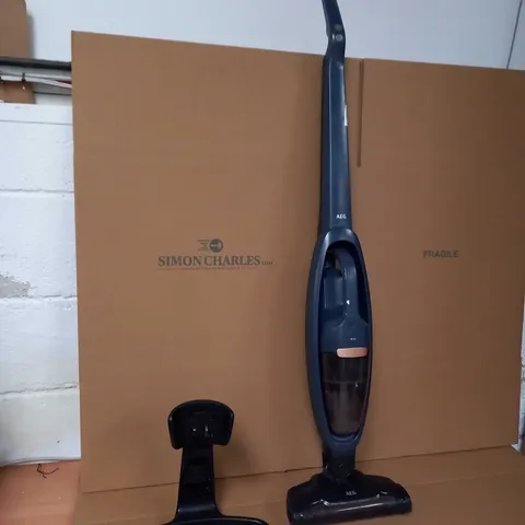 AEG GREY VACUUM CLEANER