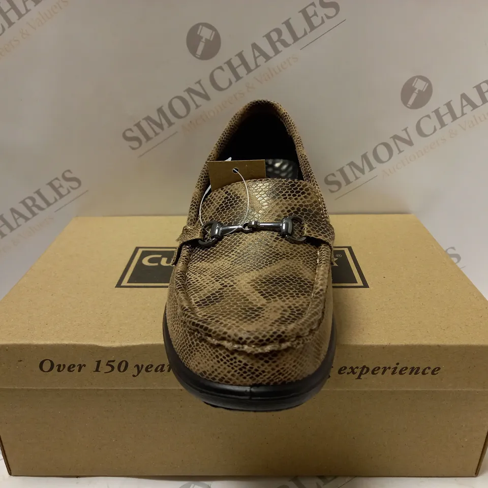 BOXED PAIR OF CUSHION WALK SLIP ON SHOES, NATURAL - SIZE 5 