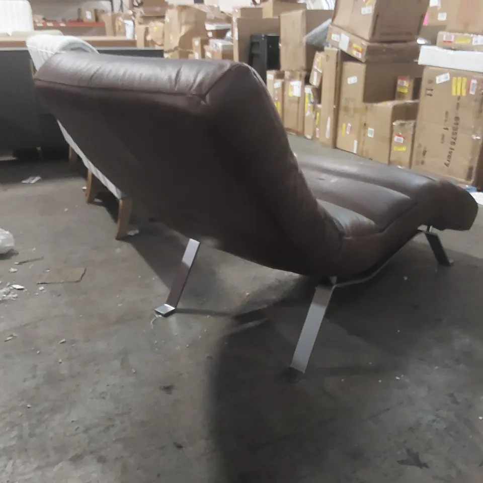 RYE UPHOLSTERED CHAISE LOUNGE WITH ADJUSTABLE BACKREST